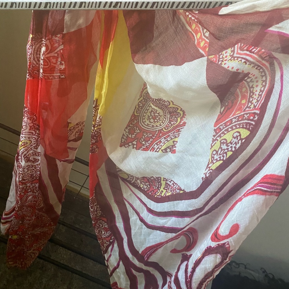 Scarves - Picture 3 of 7